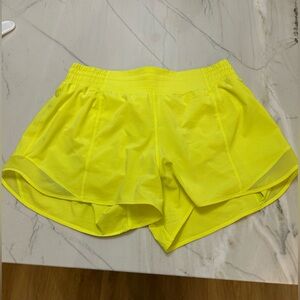 Lululemon Hotty Hot Shorts 4”